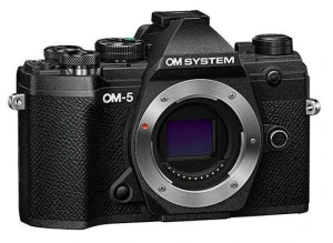 Камеру Olympus OM-5 показали на фото 